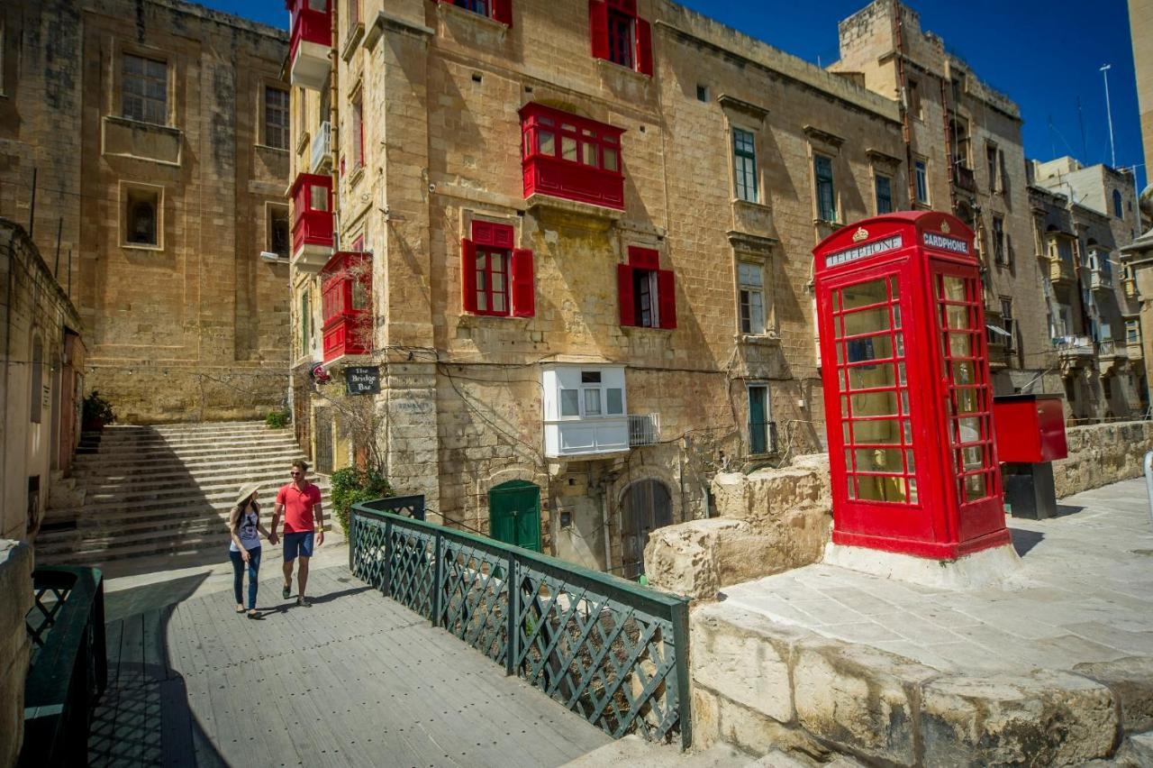 Stylish 2BR Apartment in La Valletta Esterno foto